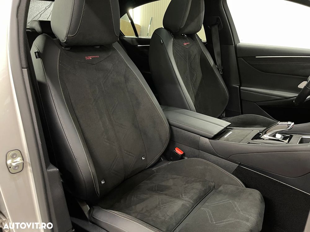 DS Automobiles DS 9 1.6 PHeV FWD 250 EAT8 PERFORMANCE Line + - 11