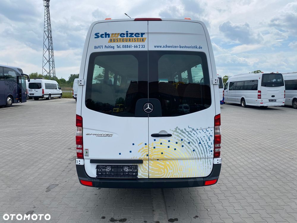 Mercedes-Benz 516 - 9