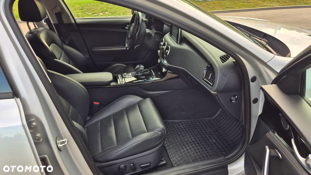 Kia Stinger 2.2 CRDi XL AWD - 29