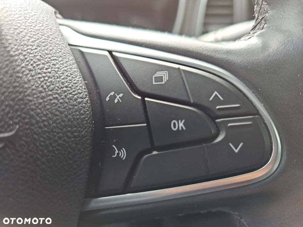 Renault Megane 1.3 TCe FAP Intens EDC - 25