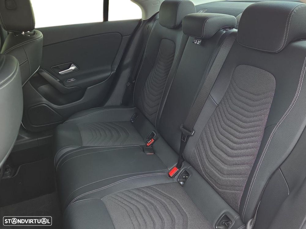 Mercedes-Benz CLA 250 e Style Plus - 23