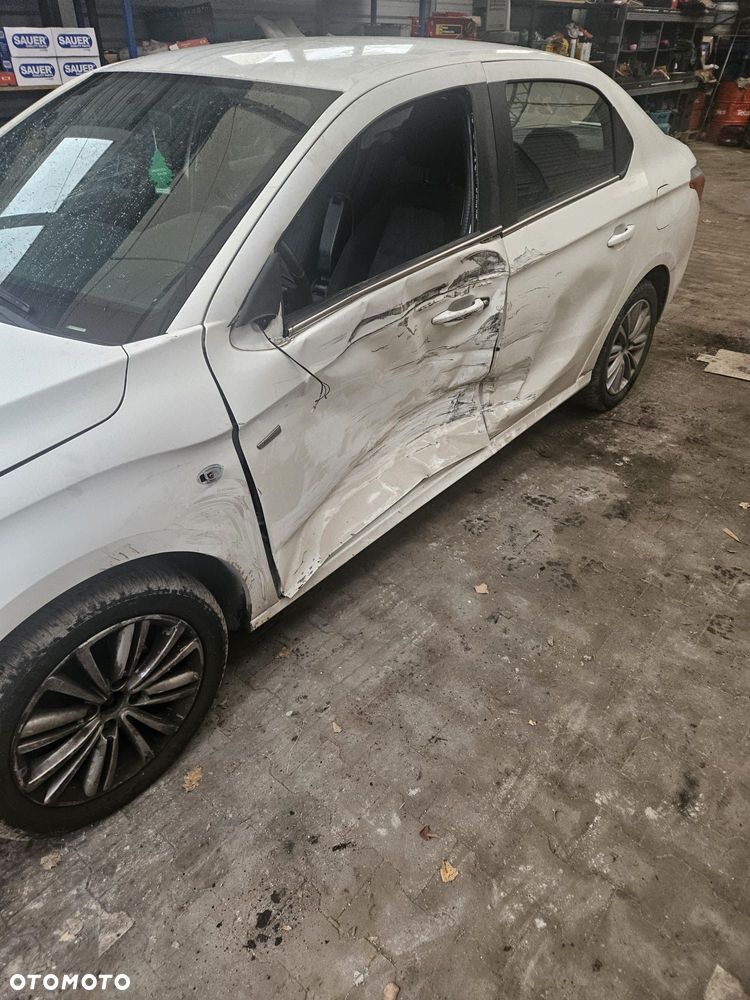 Citroën C-Elysée ver-1-6-vti-exclusive - 4