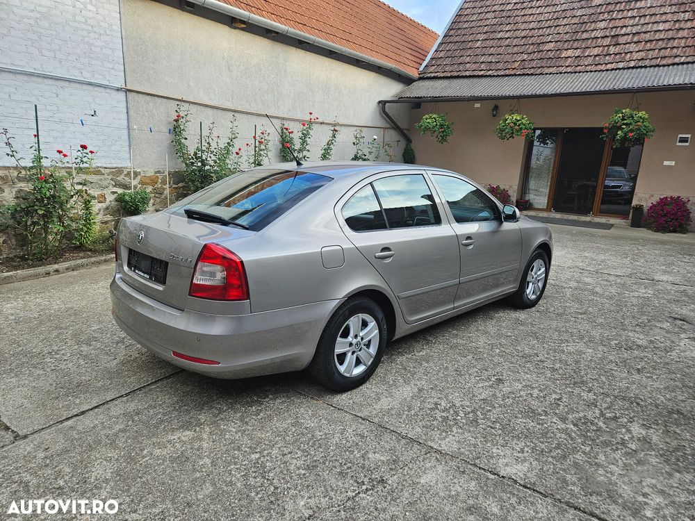 Skoda Octavia - 4