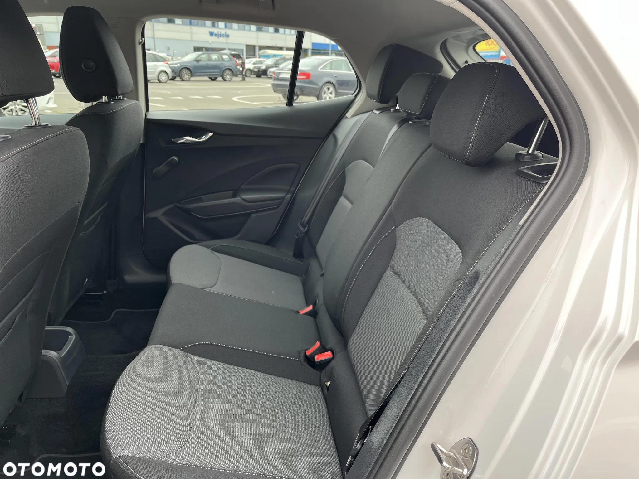 Skoda Fabia 1.0 TSI Ambition - 17