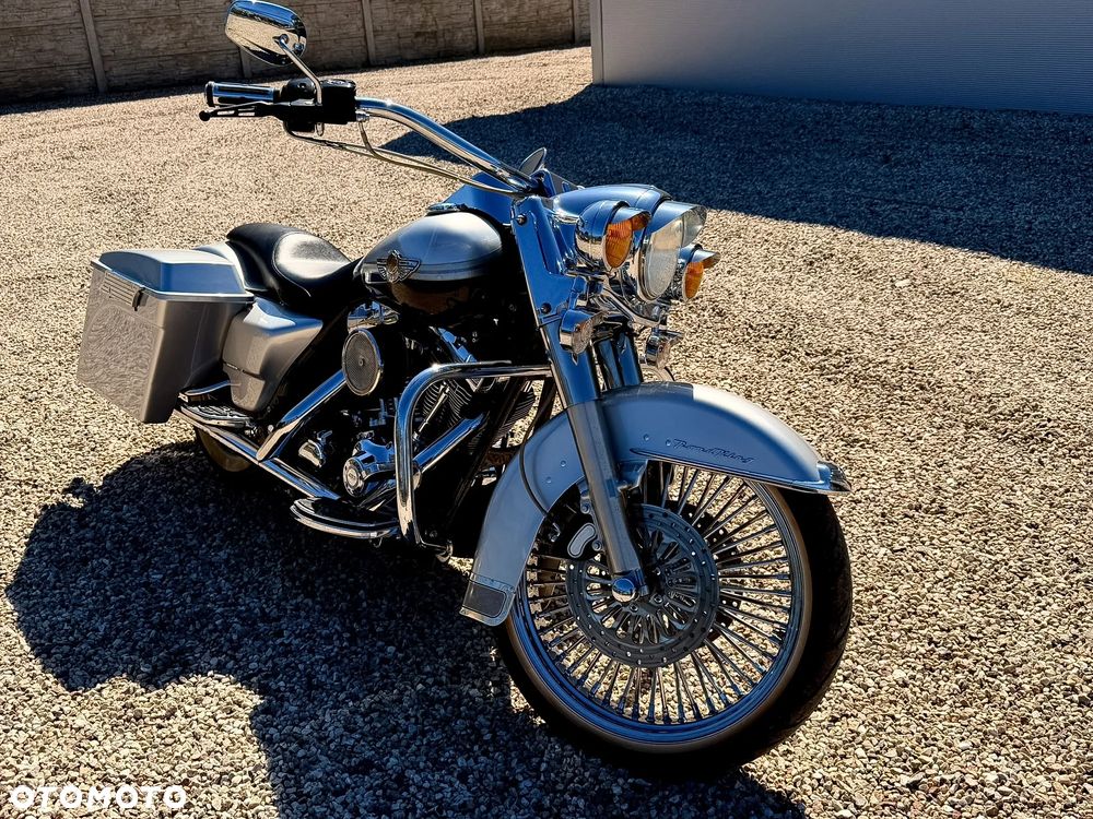 Harley-Davidson Touring Road King - 12