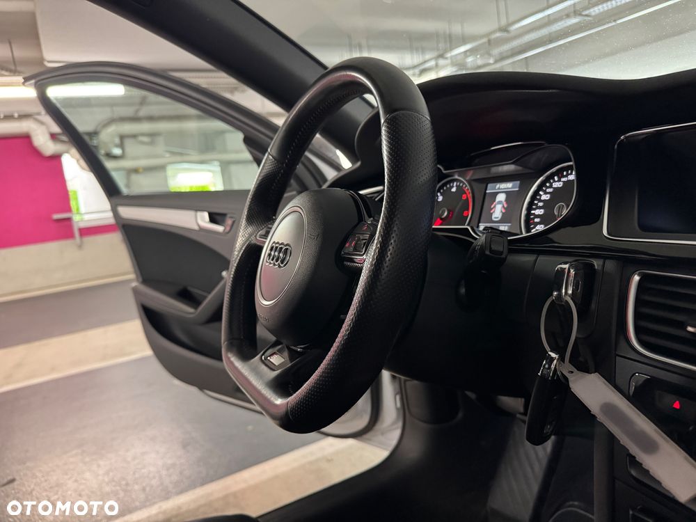 Audi A4 Avant 2.0 TDI DPF quattro S tronic S line Sportpaket - 28