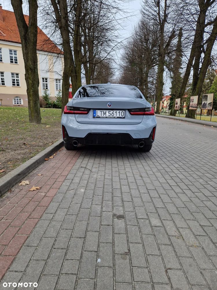 BMW Seria 3 330i xDrive M Sport - 3