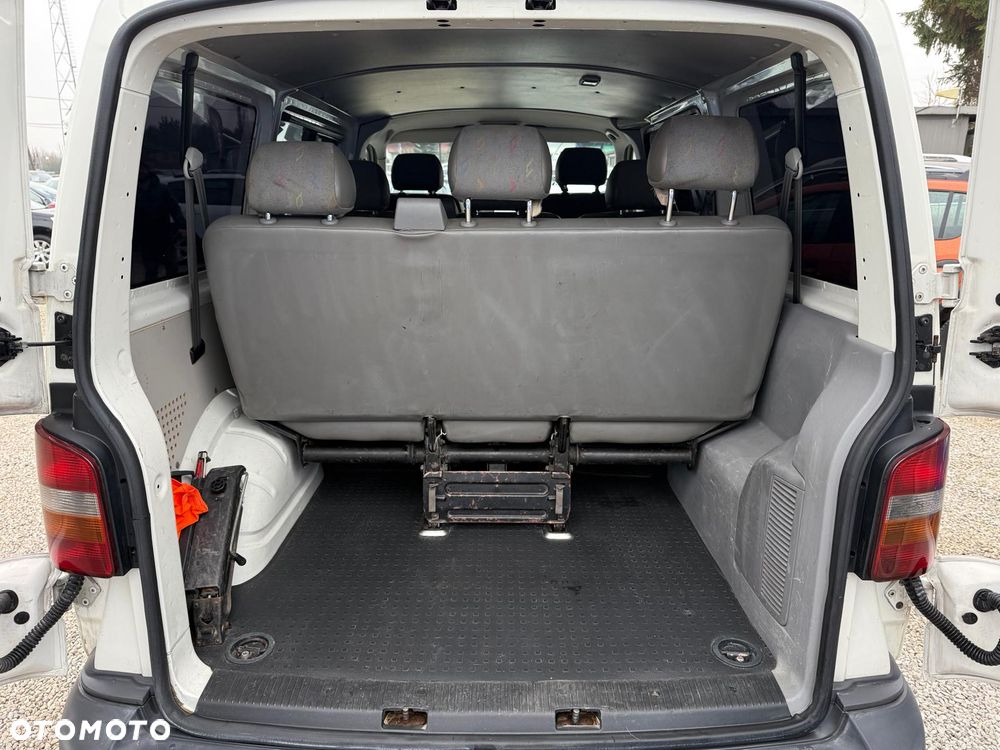 Volkswagen Transporter - 29