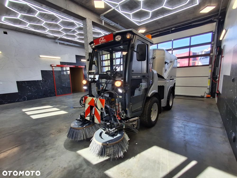 Inny HAKO Citymaster 1600 Zamiatarka Chodnikowa Euro 6 PM 2.5 Napęd 4x4 Rok: 2019 - 5