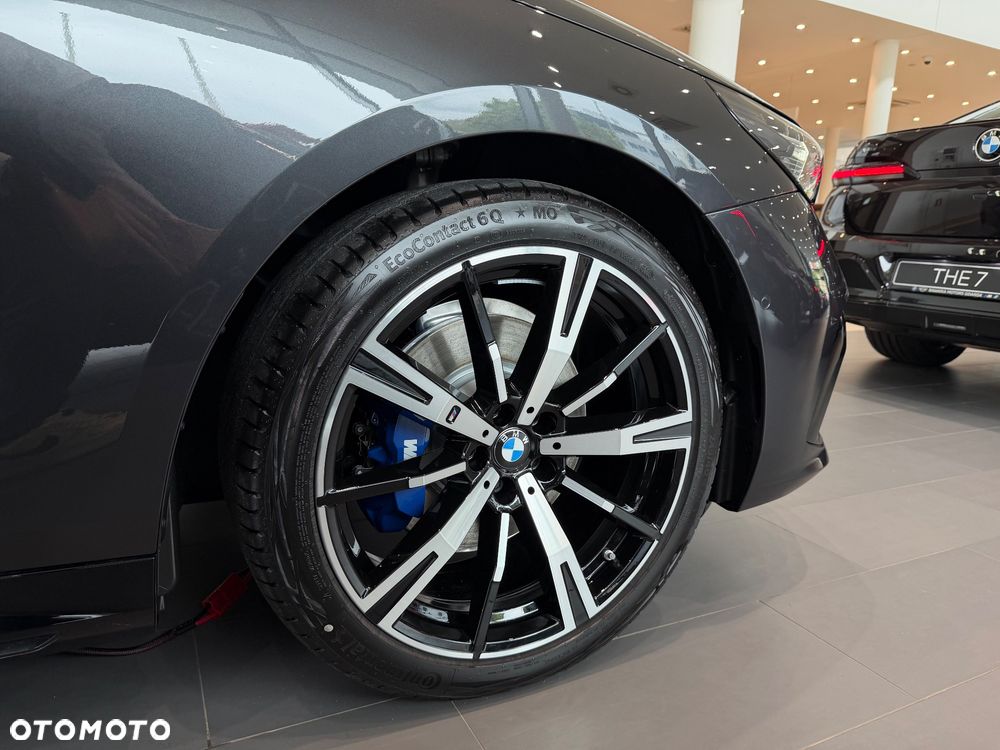 BMW Seria 5 520d xDrive mHEV - 8