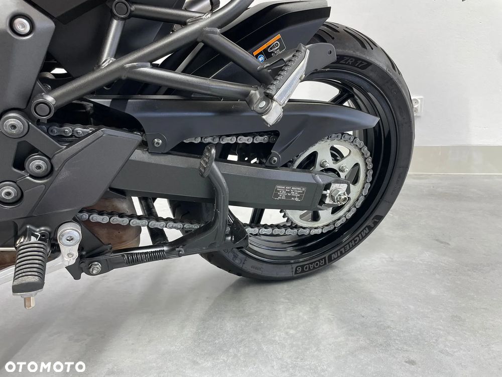 Kawasaki Versys 1000 - 10