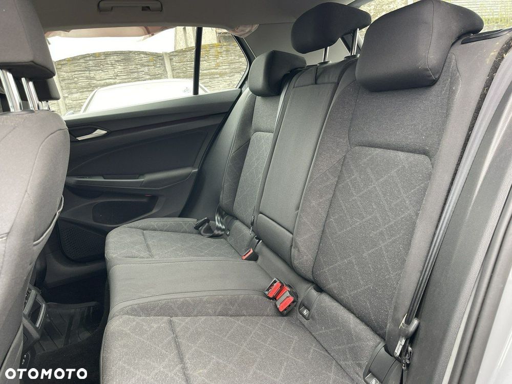 Volkswagen Golf 1.5 eTSI OPF DSG Life - 15