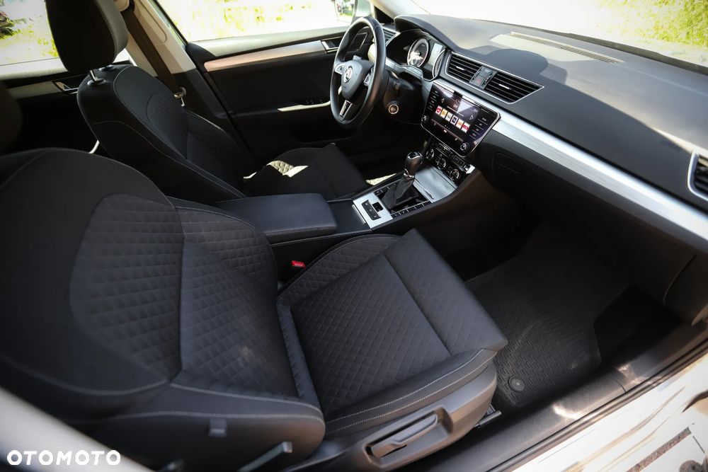 Skoda Superb 1.5 TSI Active DSG - 7
