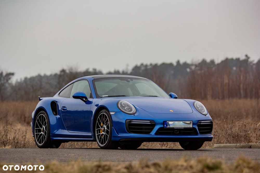 Porsche 911 Turbo S - 2