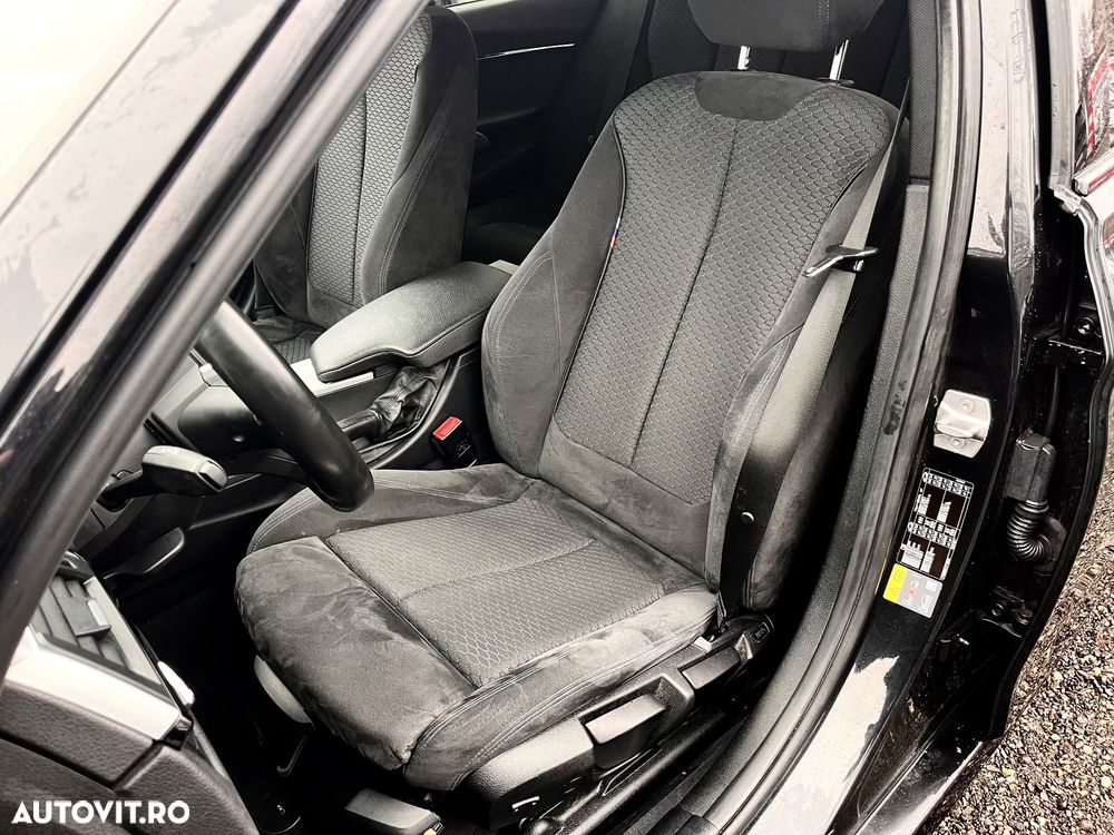 BMW Seria 3 330e iPerformance M Sport - 27