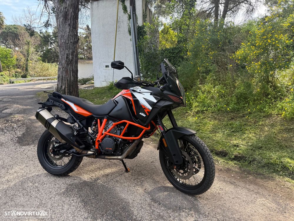 KTM 1290 Super Adventure R - 14