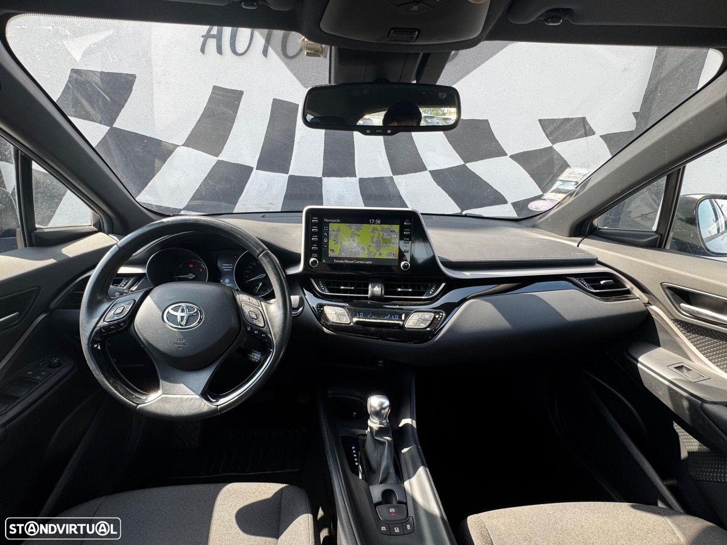 Toyota C-HR 1.8 Hybrid Square Collection - 2