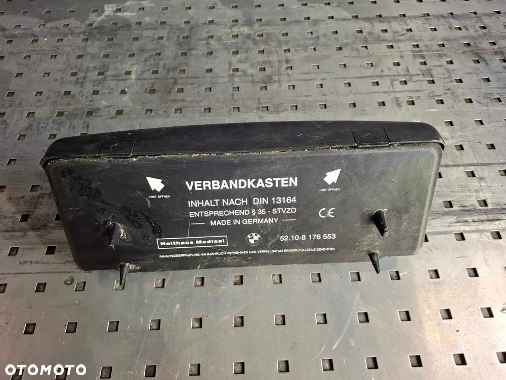 APTECZKA ORYGINALNA BMW 5 E39 - 2