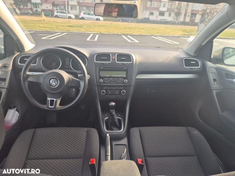 Volkswagen Golf 1.6 TDI DPF BlueMotion - 22