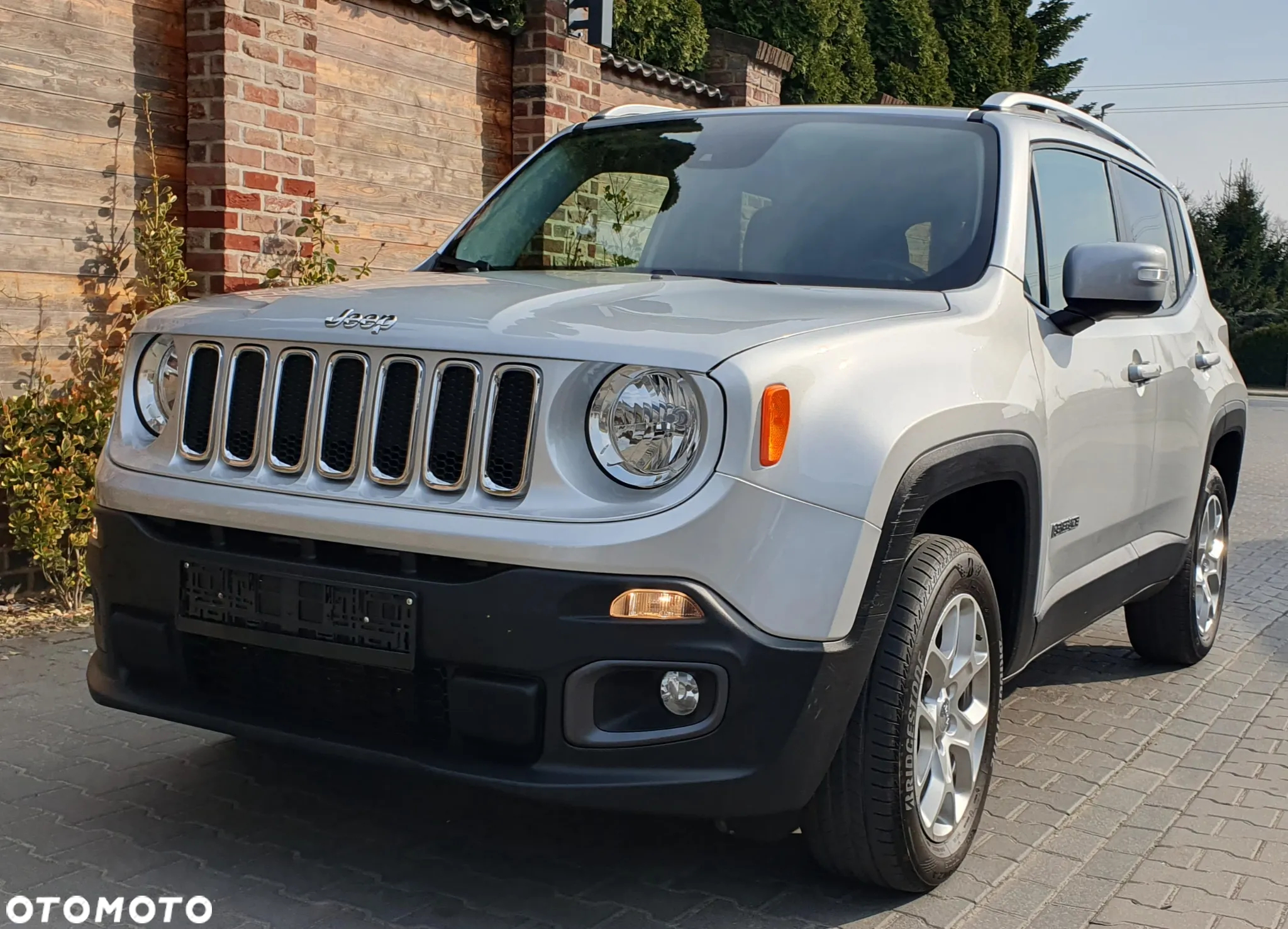 Jeep Renegade - 4