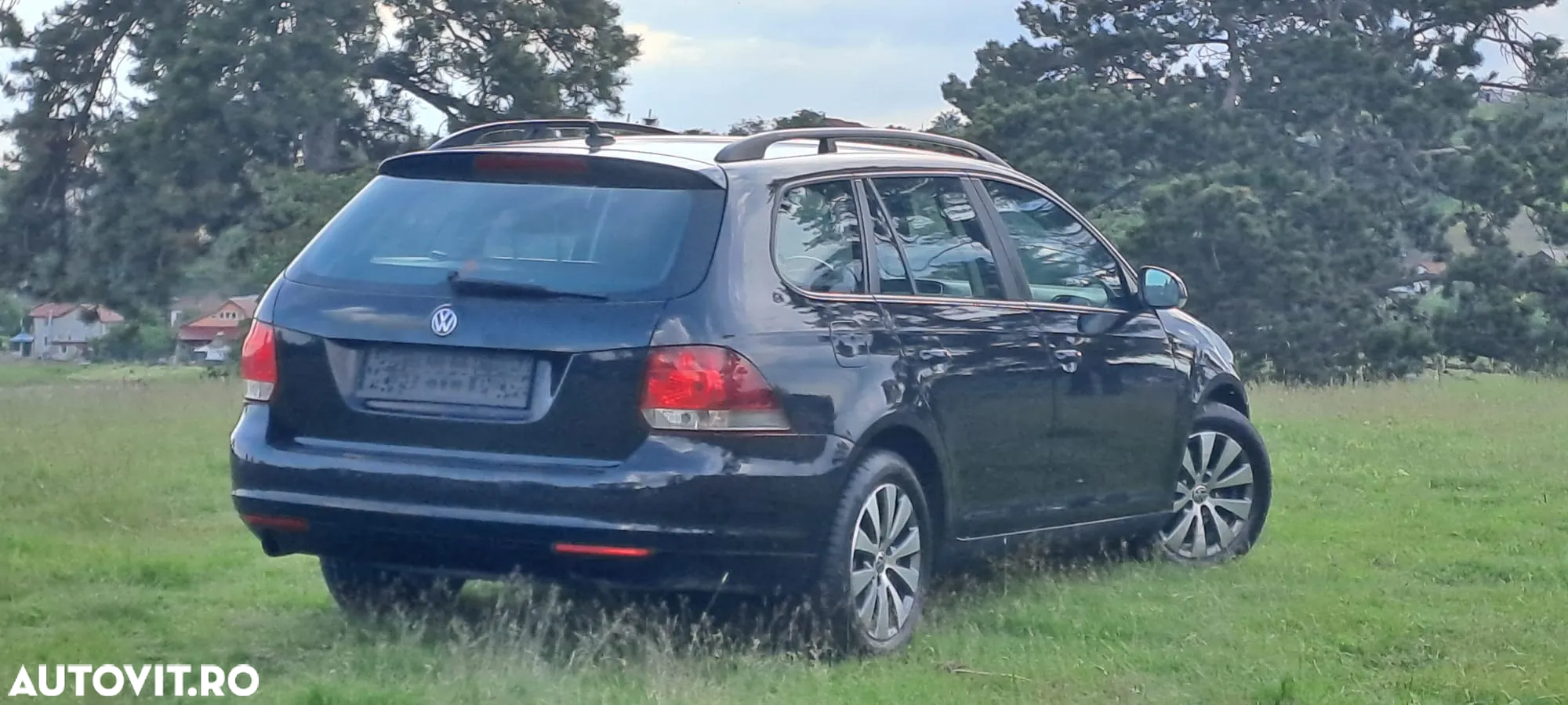 Volkswagen Golf Variant 1.6 TDI BlueMotion Technology Comfortline - 4
