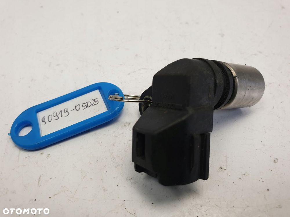 Toyota Hiace H200 2.5 D4D CZUJNIK WAŁKA oryginał - 3