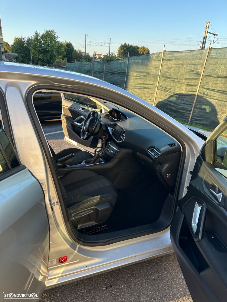 Peugeot 308 HDi FAP 92 Access - 8
