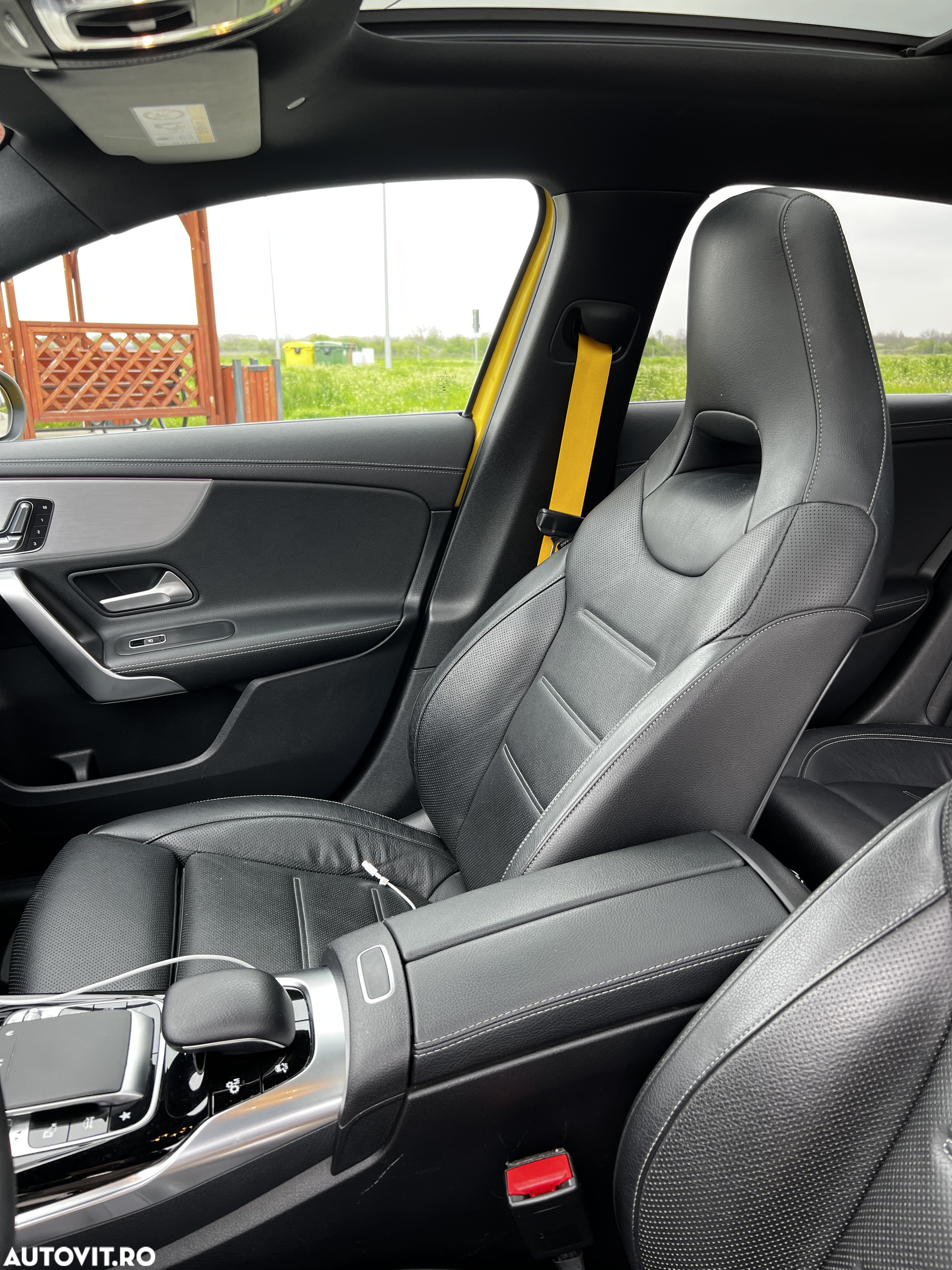 Mercedes-Benz A AMG 35 4MATIC+ Aut. - 12