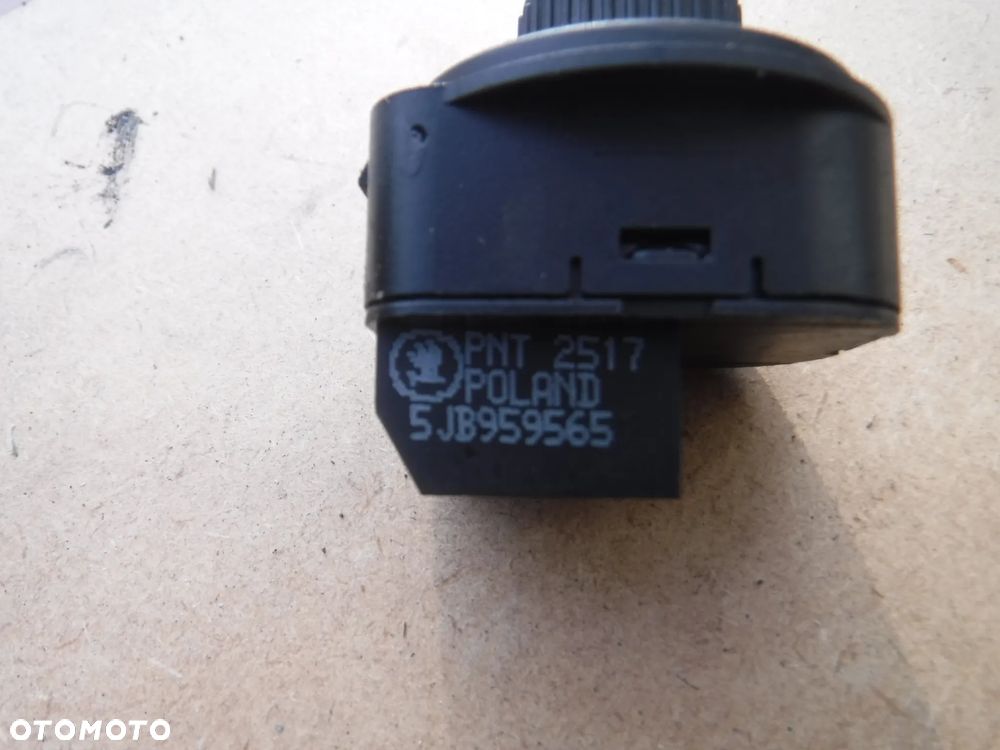 Skoda Fabia  III 3 przelacznik lusterek swiatel 5JB959565 5E0941431G - 4