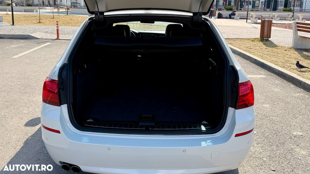 BMW Seria 5 530d xDrive Sport-Aut. Modern Line - 15