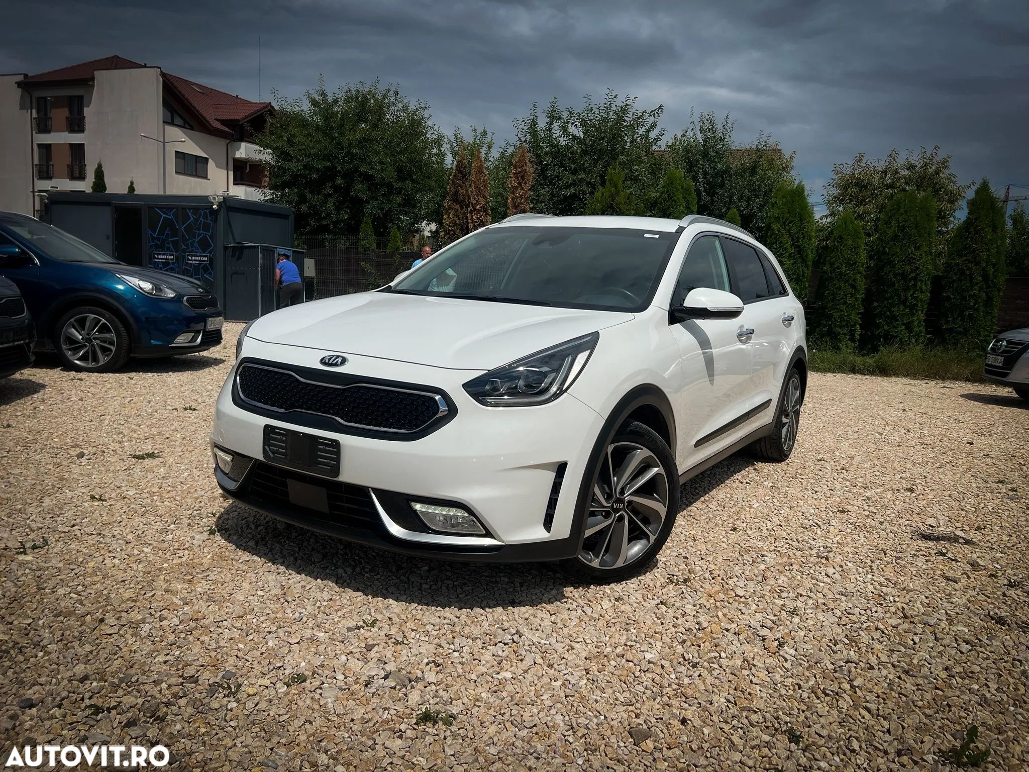 Kia Niro 1.6 GDI 2WD Aut. Edition 7 - 1