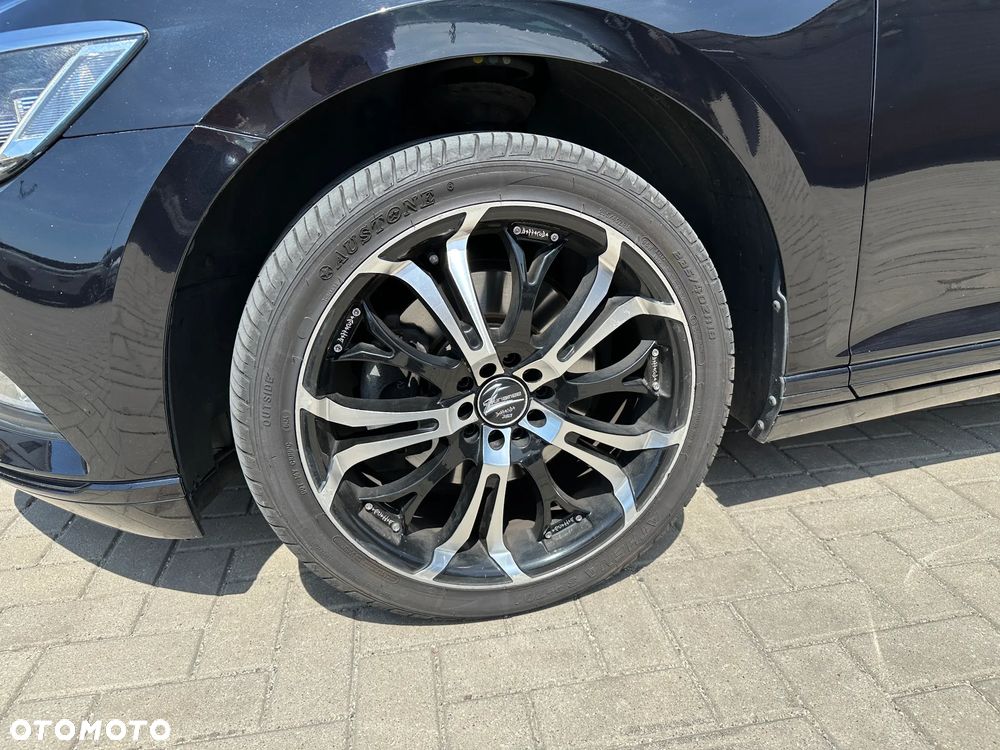 Volkswagen Passat Variant - 32