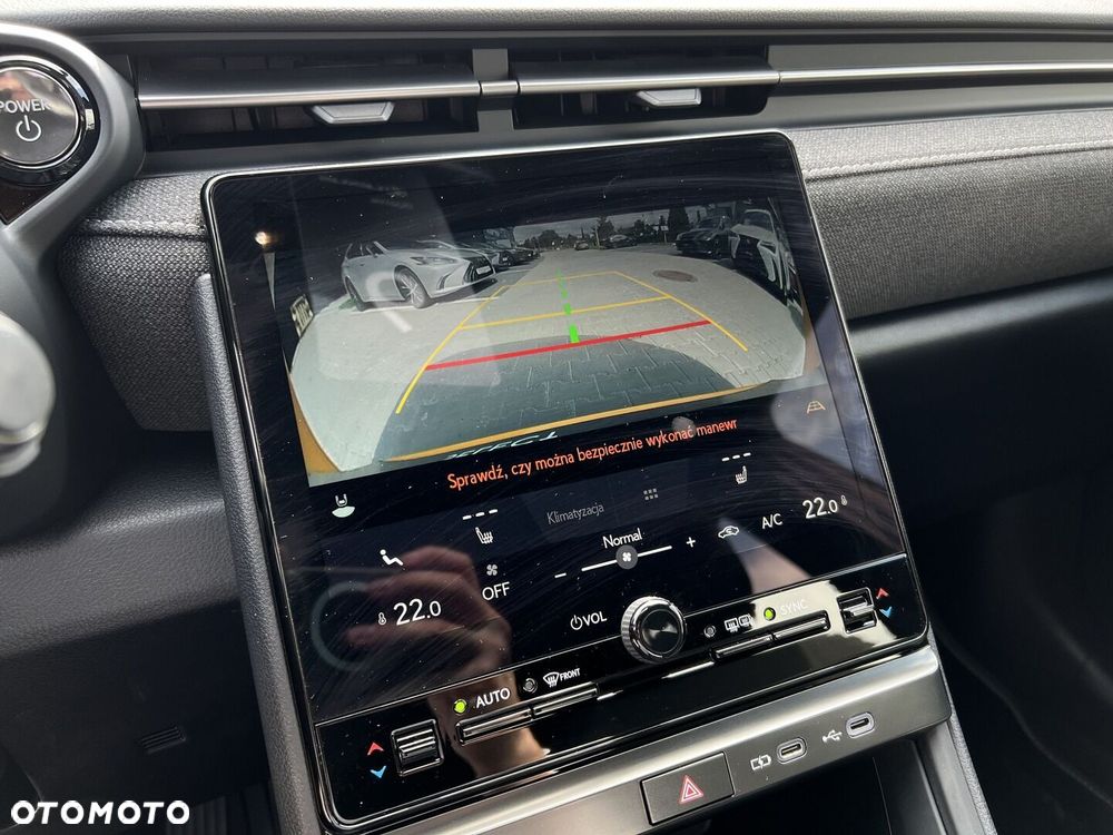 Lexus LBX 1.5 Hybrid - 21