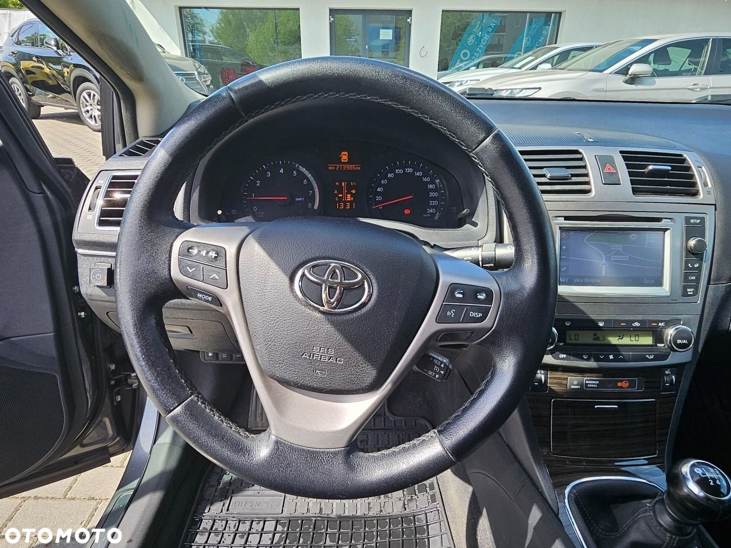 Toyota Avensis 1.8 Premium EU5 - 15