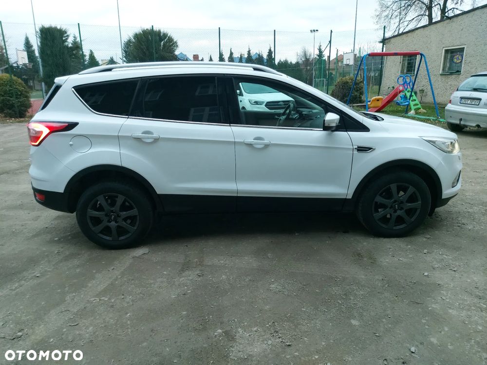 Ford Kuga 1.5 EcoBoost 2x4 Trend - 8