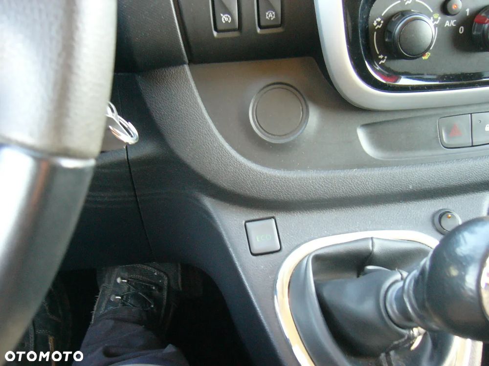 Opel Vivaro Komora chłodnicza VebaBox Panele słoneczne - 28