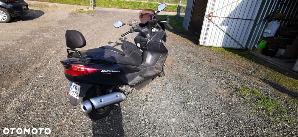 Suzuki Burgman - 5