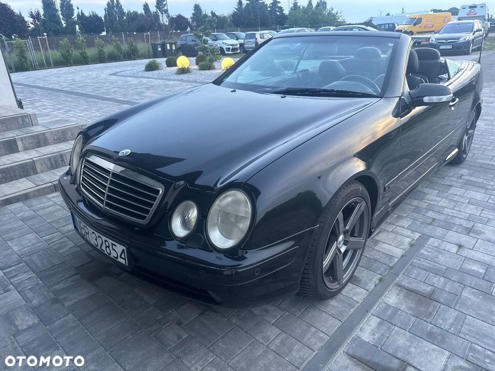 Mercedes-Benz CLK - 15