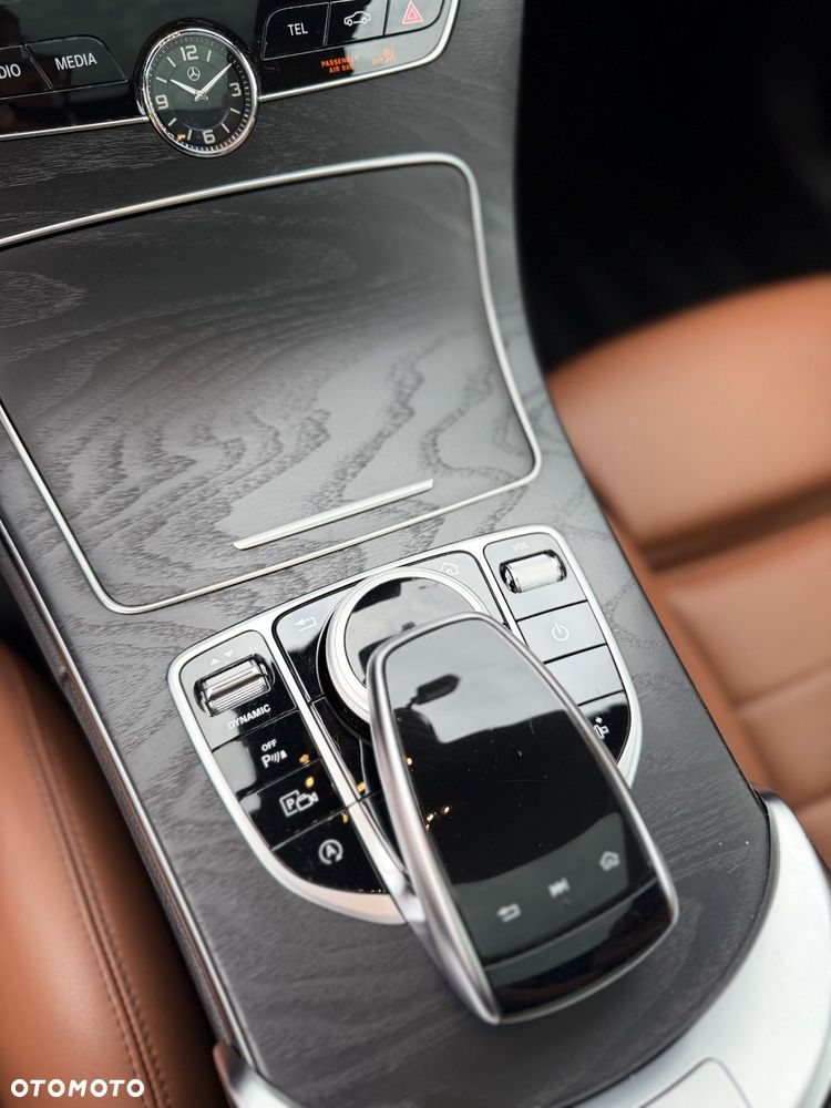 Mercedes-Benz Klasa C 200 9G-TRONIC - 22