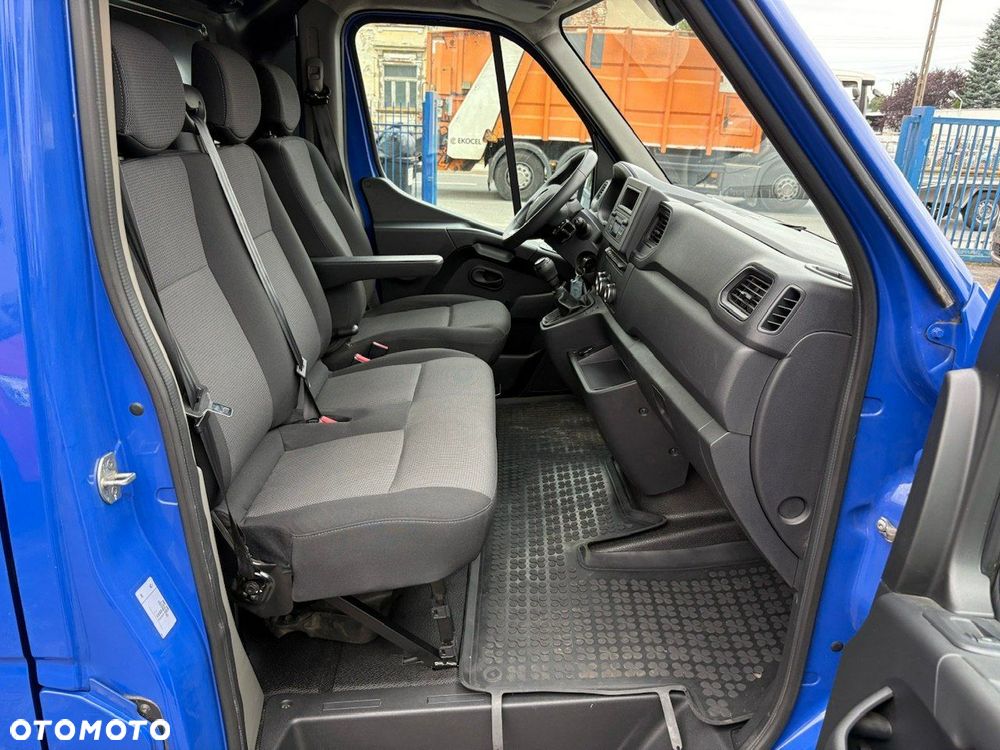 Renault Master - 18