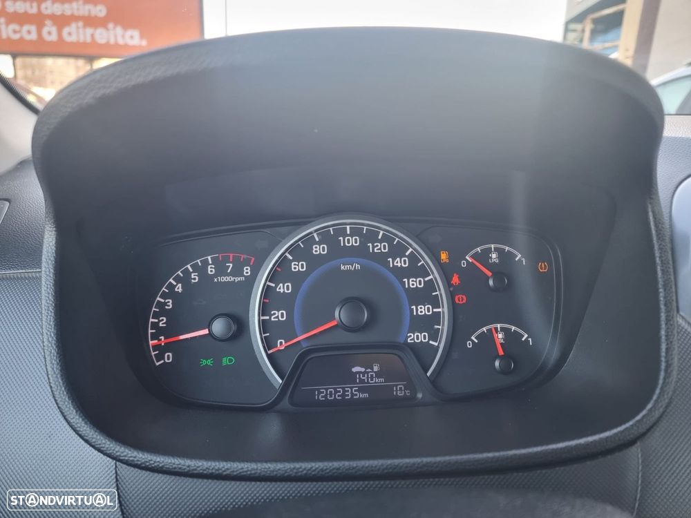 Hyundai i10 1.0 Comfort GPL - 8