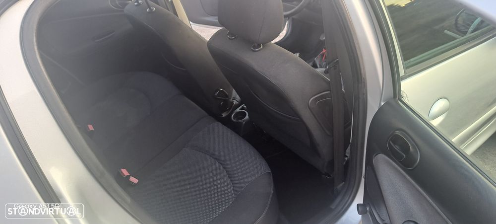 Peugeot 206+ 1.1 Trendy - 4