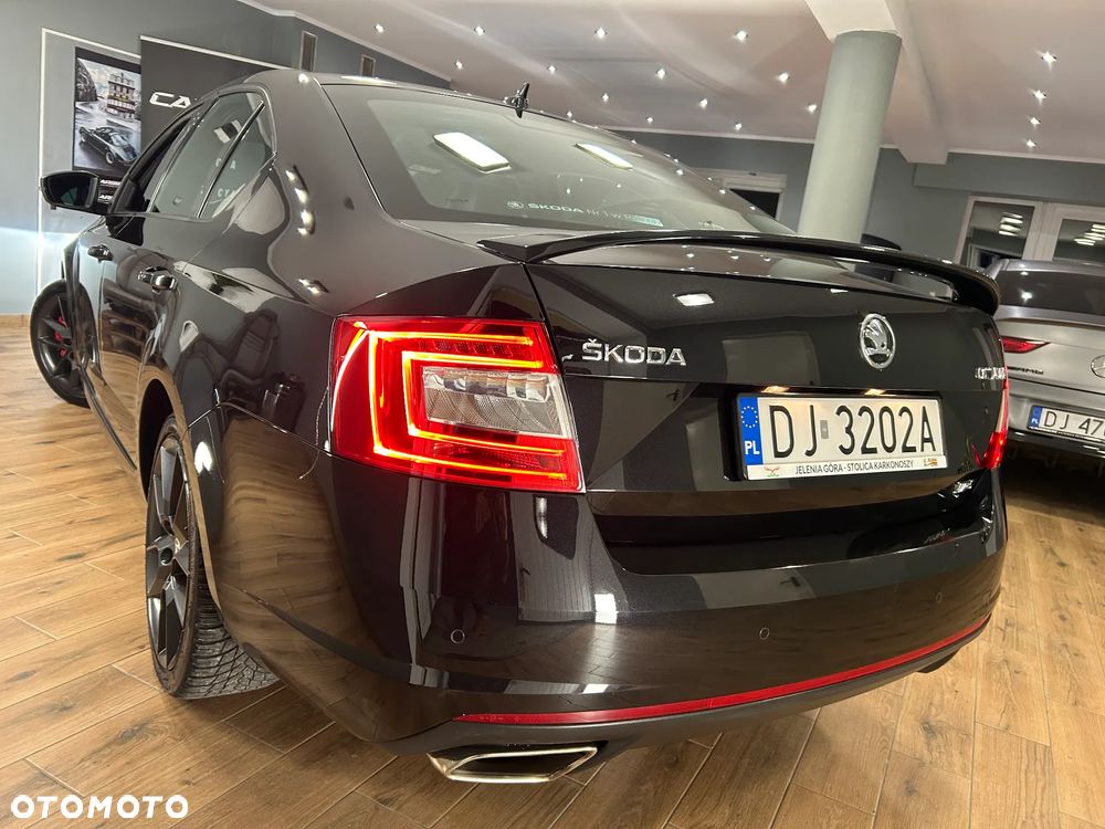 Skoda Octavia 2.0 TDI RS DSG - 26
