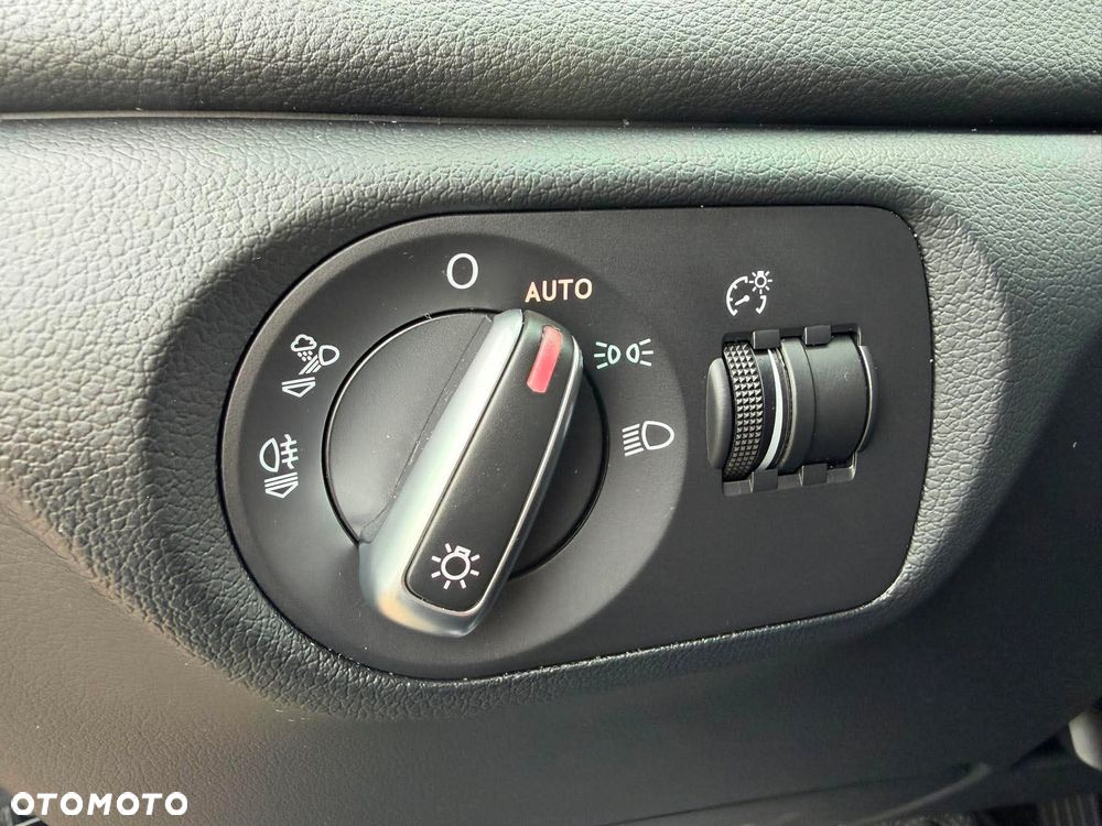 Audi Q3 2.0 TDI S tronic - 15