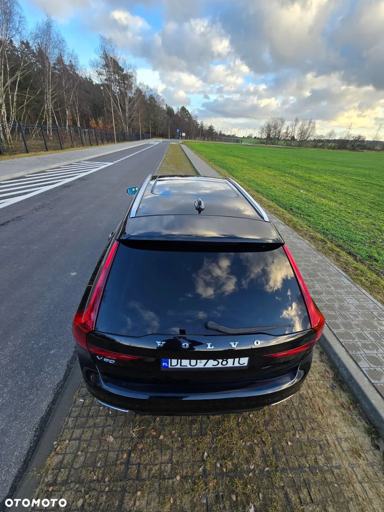 Volvo V90 D4 AWD R-Design - 5