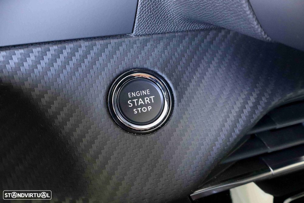 Peugeot e-2008 50 kWh GT - 28