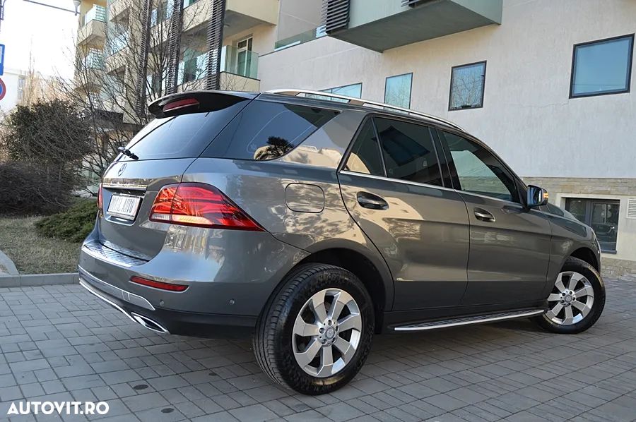 Mercedes-Benz GLE - 25