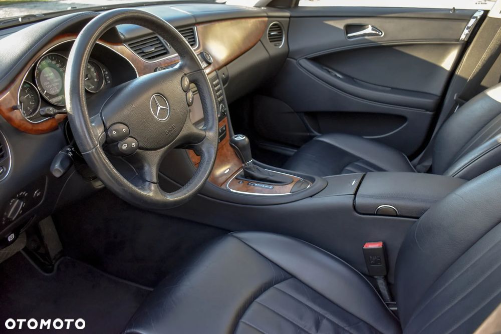 Mercedes-Benz CLS 350 CGI 7G-TRONIC - 15