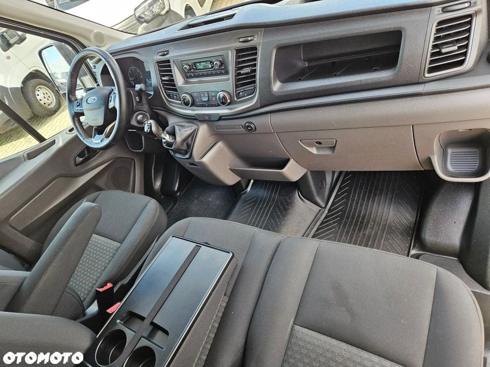 Ford Transit - 20