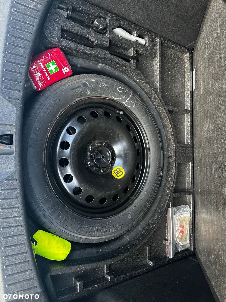 Ford Kuga 2.0 TDCi Individual MPS6 - 25